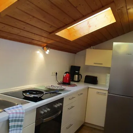 With 1 Bedroom * 홈페라우
